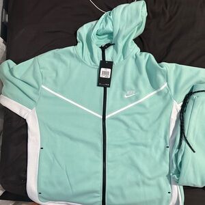 Nike Tech Fleece tracksuit